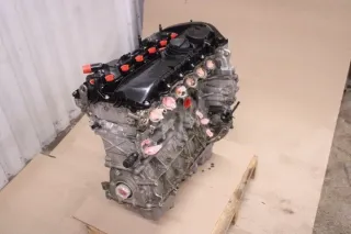 Motor Benzin - BMW 1-Series (2017) B58-B30A - Bild 2