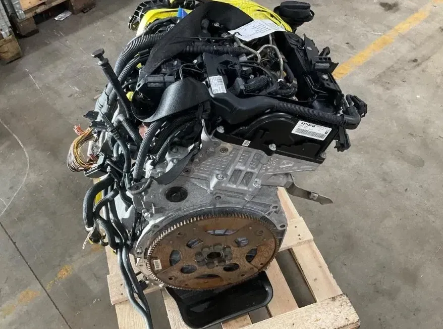 Motor Diesel - BMW 2-Series (2014) N47-D20C 11 00 2 220 840 - Bild 1