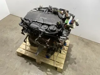 Motor Diesel - BMW 4/i4-Series (2015) N47D20C 11 00 2 334 003 - Bild 1