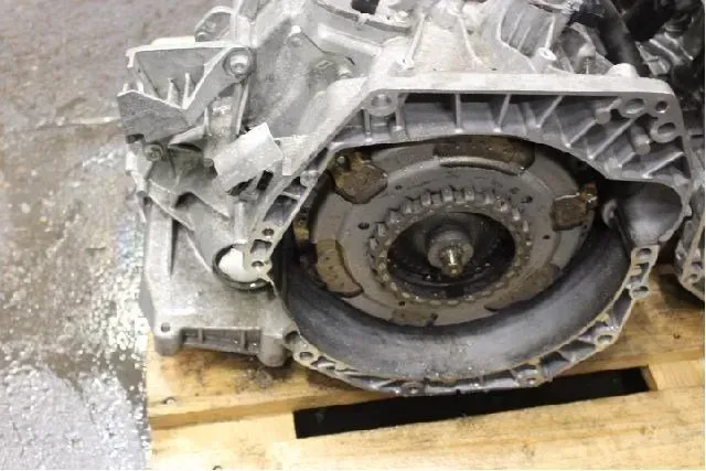 Automatikgetriebe - Renault Clio (2018) 320109767R 28.530km - Bild 1