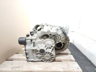 Automatikgetriebe - Skoda Octavia (2016) 0CW 300 041 D 007 - Bild 2