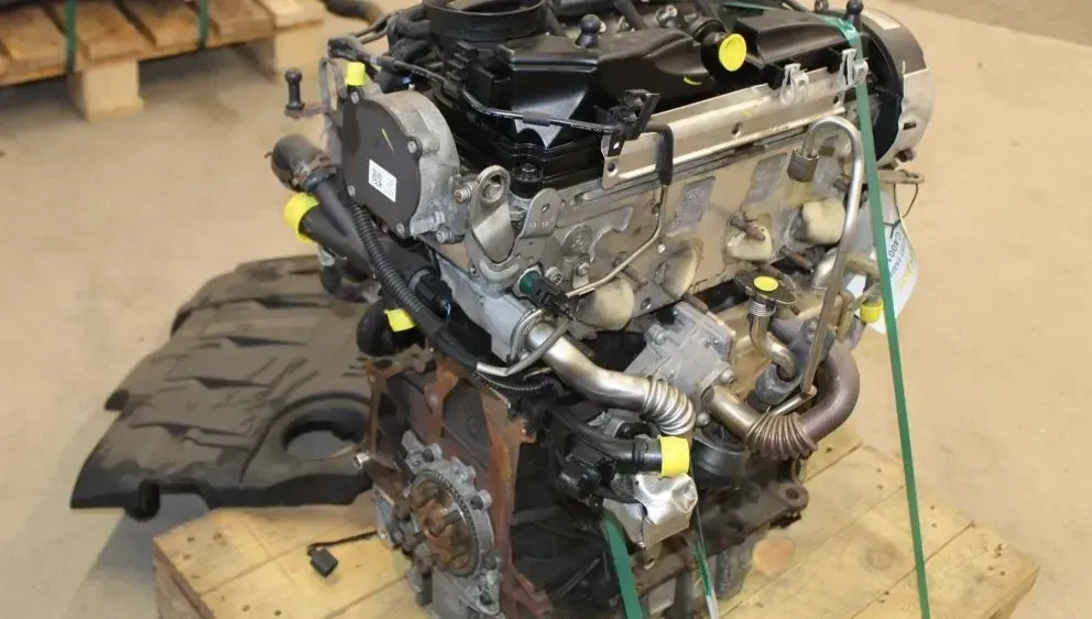 Motor Diesel - Skoda Fabia (2011) CAYB 03L100031DX - Bild 1
