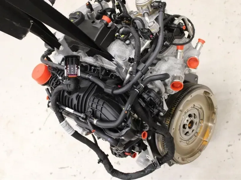 Motor Benzin - Skoda Kamiq (2021) DLAA 05C100031M 25.640km - Bild 1