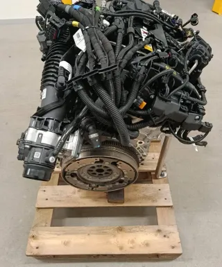 Motor Benzin - BMW 1-Series (2025) B38-A15P 4.400km - Bild 1