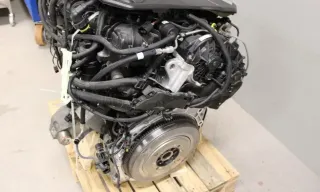 Motor Benzin - BMW 5-Series (2022) B48-B20A 11 00 5A078C8 19.600km - Bild 1