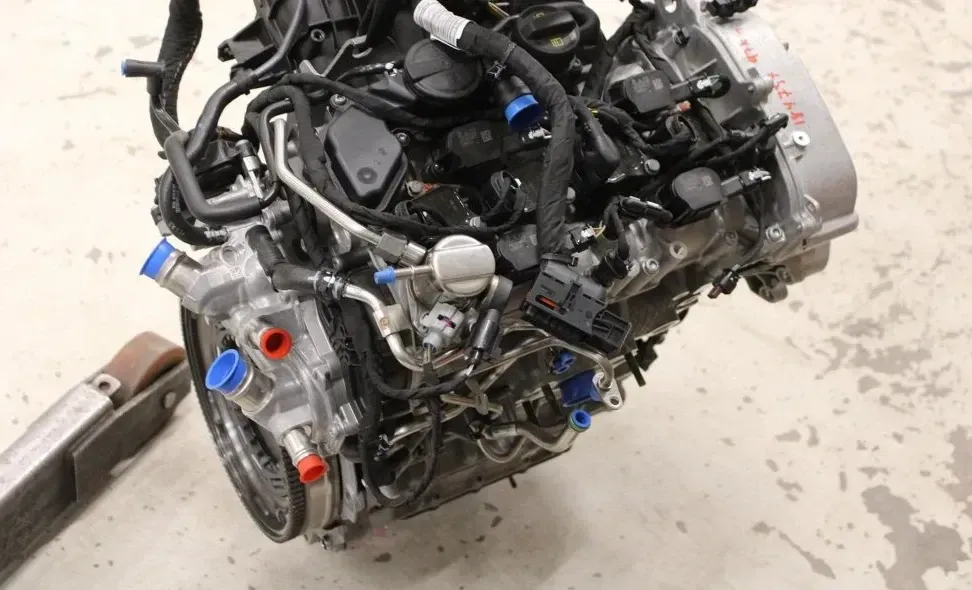 Motor Benzin - Audi A3, S3 (2025) DXDB 05E100033A 140km - Bild 1