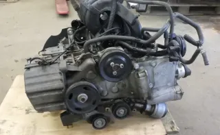 Motor Benzin - Skoda Fabia (2009) 03C 100 034 C - Bild 3