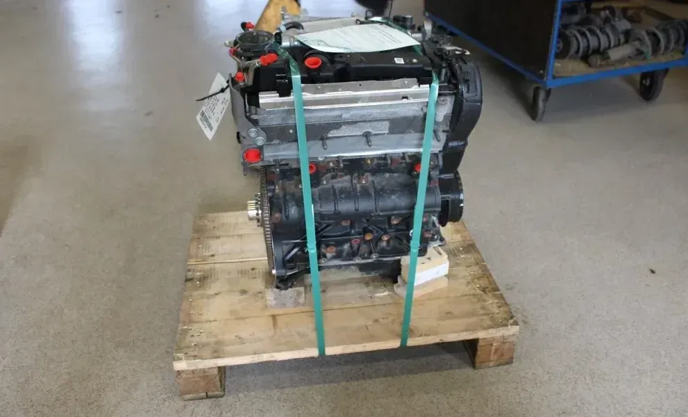 Motor Diesel - Audi A4, S4 (2019) DETA 04L100091C 100.310km - Bild 1