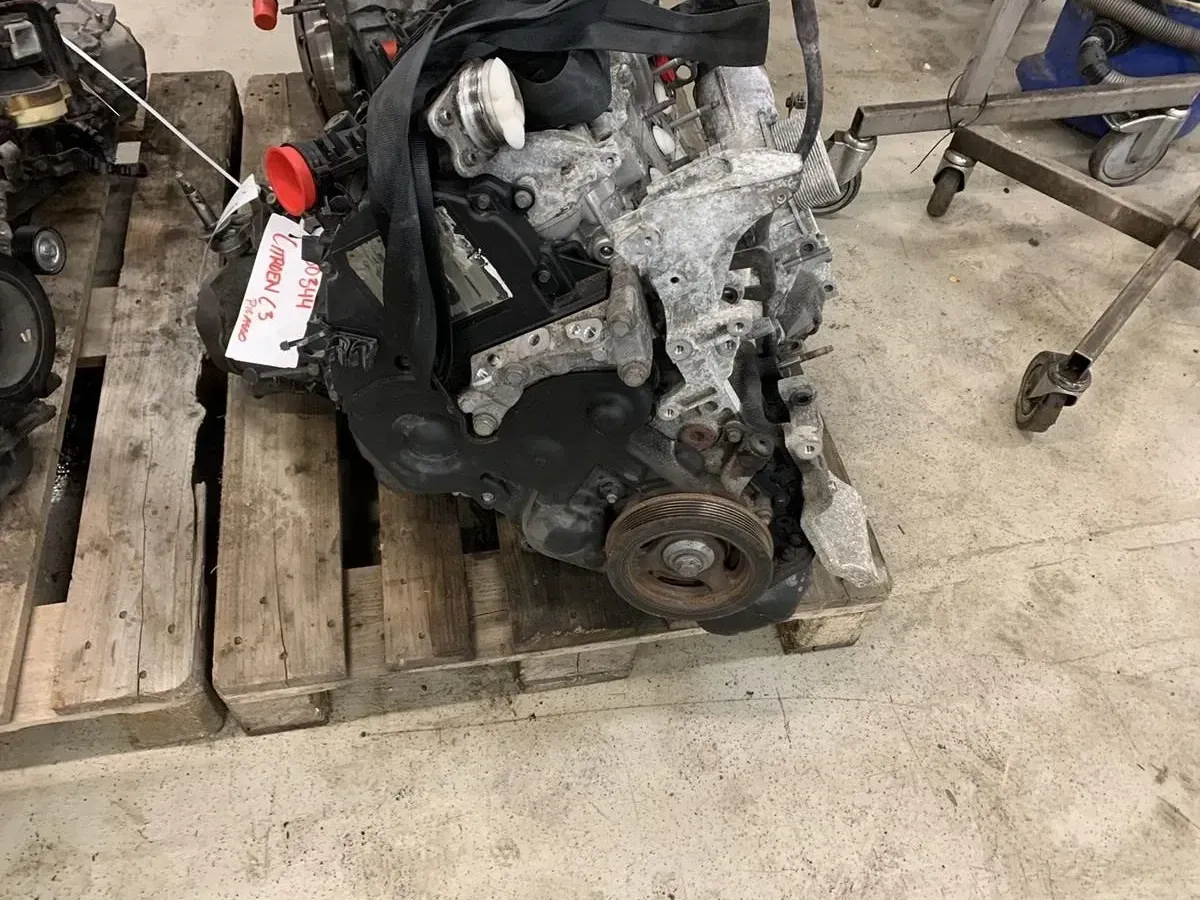 Motor Diesel - Citroen C3 (2010) 9HZ 0135GL - Bild 1