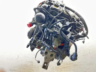 Motor Benzin - BMW X5 (2016) N20B20A 11 00 2 470 295 - Bild 1