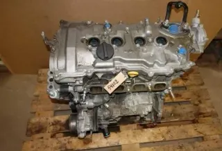 Motor Benzin - Toyota Auris (2017) 8NR-FTS 1900047460 69.220km - Bild 2