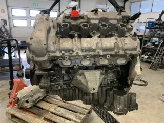 Motor Benzin - BMW 5-Series (2010) N63-B44A 11002296773 102.860km - Bild 1