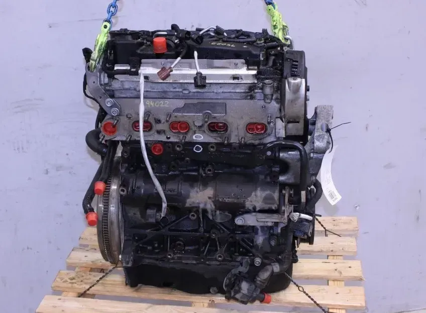 Motor Diesel - Seat Leon (2015) CUNA 04L100090LX - Bild 1