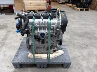 Motor Benzin - Skoda Superb (2021) DGEB 04E 100 099 F 67.370km - Bild 1
