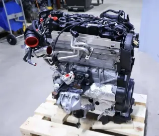 Motor Diesel - Audi Q5 (2021) DTPA 05L100031J 105.130km - Bild 1