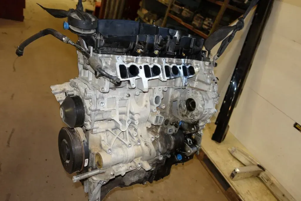Motor Diesel - BMW 3-Series (2016) B47-D20A 11 00 2 455 618 117.870km - Bild 1