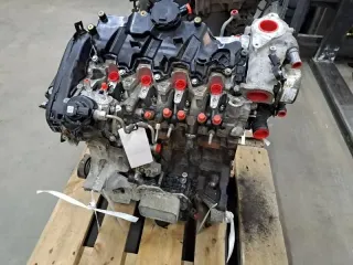 Motor Diesel - Renault Express (2021) K9K872 8201742949 94.840km - Bild 2