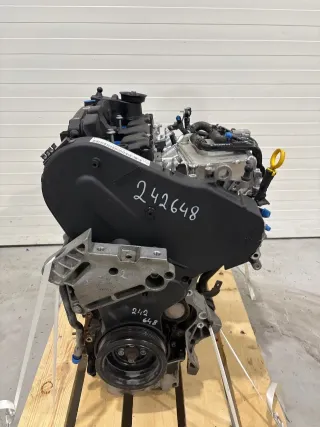 Motor Diesel - Skoda Octavia (2020) DJGA 04L100038G 80.000km - Bild 4
