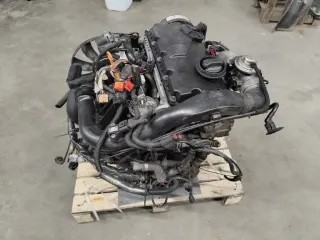 Motor Diesel - VW Passat (2002) AVF 038100040M - Bild 2