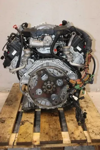 Motor Benzin - BMW 6-Series (2005) N62-B44A 11000427236 - Bild 1