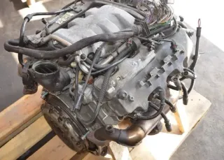 Motor Benzin - Chrysler Crossfire (2004) 77.150km - Bild 1