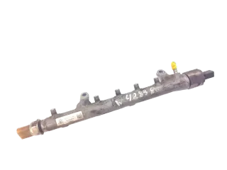 Einspritzleiste Verteiler 03L130089B VW Audi Seat Skoda - Bild 1