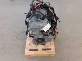Motor Benzin - Toyota Auris (2017) 2ZR-FXE 190000T162 109.640km - Bild 2