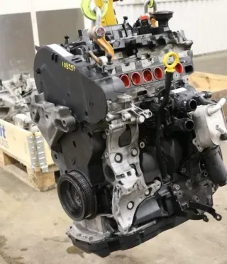 Motor Diesel - VW Passat (2021) DTUA 05L100031DX 56.920km - Bild 2