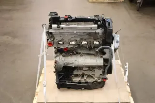 Motor Diesel - VW Golf (2020) DJGA 04L100093KX 92.850km - Bild 1