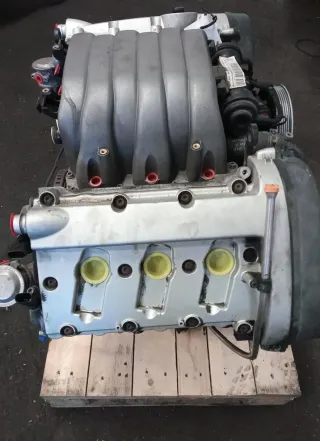 Motor Benzin - Audi A4, S4 (2002) 06C100031X - Bild 2