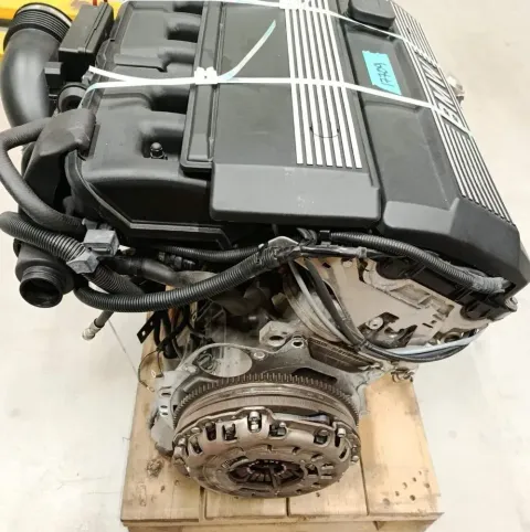Background image for Motor Benzin - BMW Z4 (2002) M54-B30 11000141000 99.190km