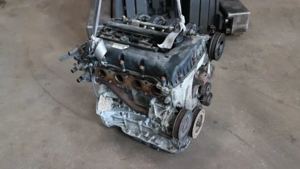 Motor Benzin - Hyundai Sonata (2005) G4KC 21101 25D00 - Bild 1