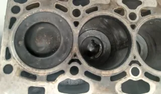Motorblock 04L023C VW Audi Seat Skoda 55-110KW 2.0 TDI - Bild 5