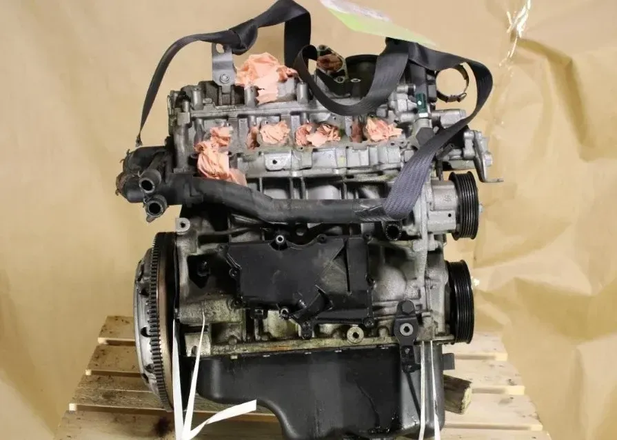 Motor Benzin - Seat Leon (2013) CBZB 03F100031F - Bild 1