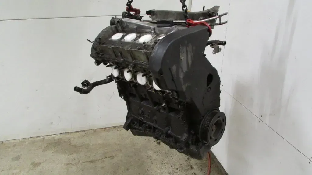 Motor Benzin - Audi A3, S3 (1999) 06A 100 105 LX - Bild 1