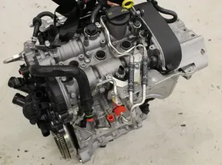 Motor Benzin - Skoda Karoq (2019) DKRF 04C100098KX 5.720km - Bild 2
