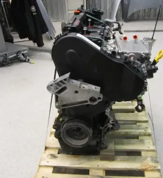 Motor Diesel - Skoda Octavia (2015) CRKB 04L100090C 38.790km - Bild 3