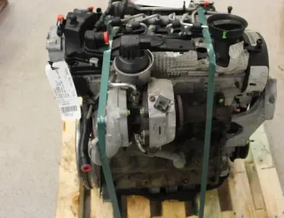Motor Diesel - Skoda Superb (2010) CBBB 03L100090DX - Bild 1