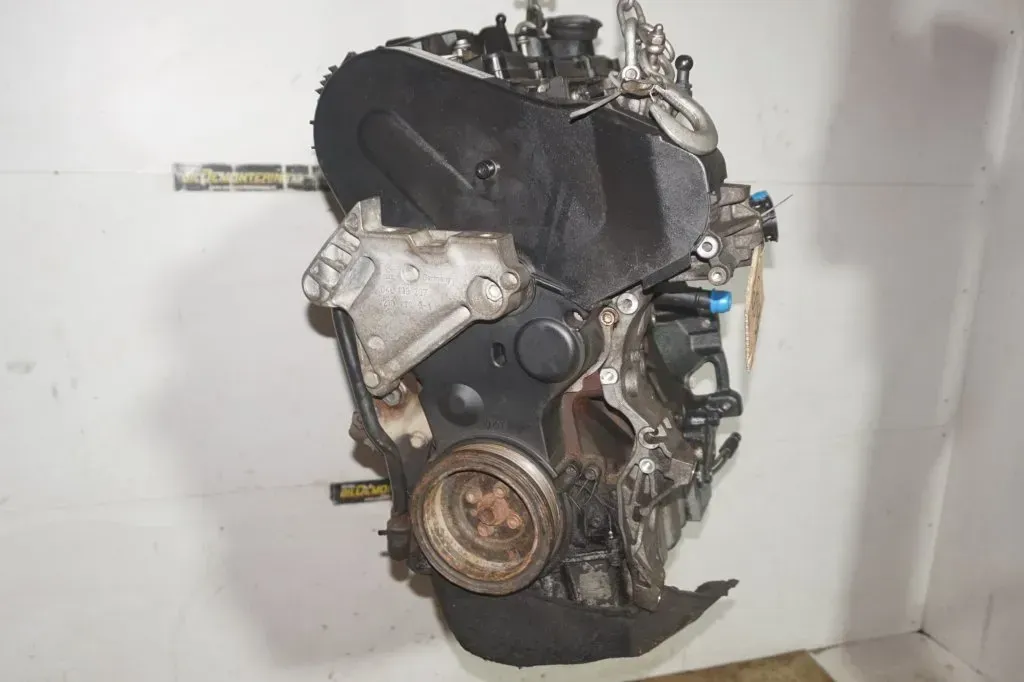 Motor Diesel - VW Golf (2015) CRKB 04L 100 093 F - Bild 1
