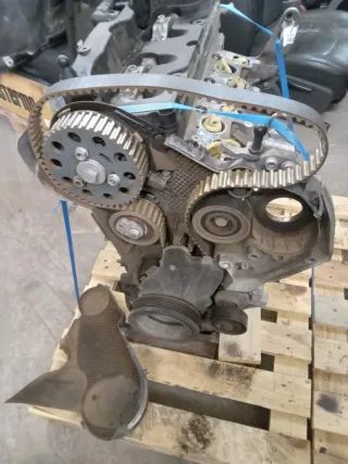 Motor Diesel - Skoda Octavia (2010) CAYC 03L 100 036 K - Bild 2