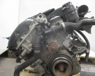 Motor Benzin - BMW 5-Series (2001) 11 00 7 506 904 - Bild 1