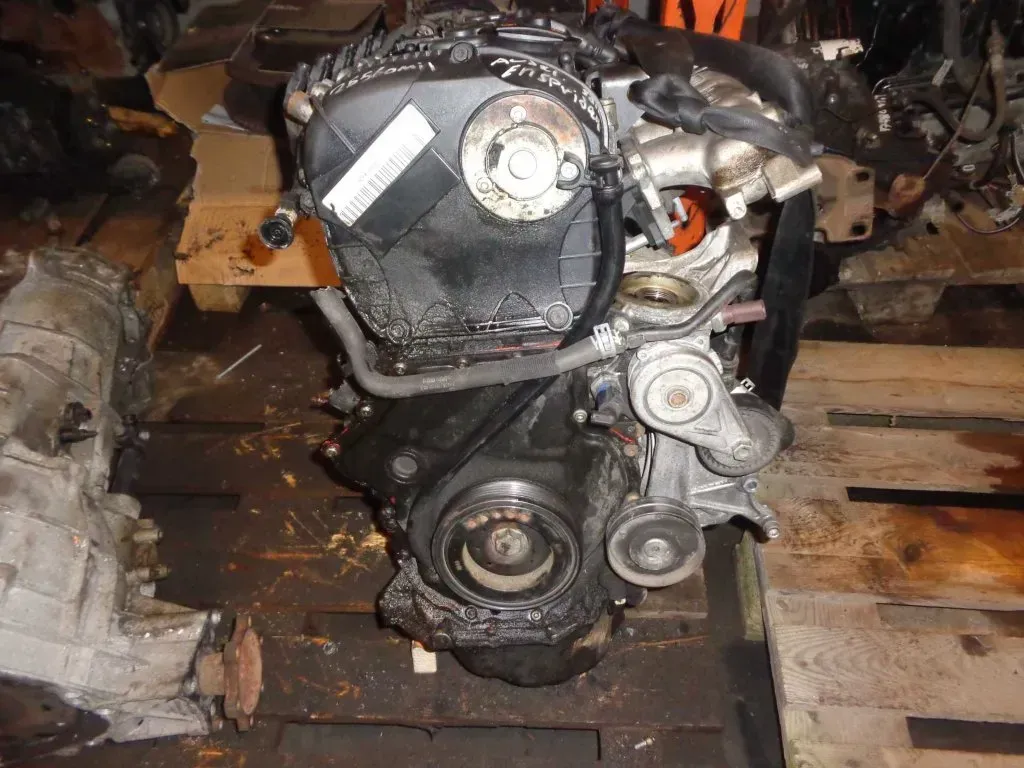 Motor Benzin - Audi A4, S4 (2010) CFKA 06H 100 032 N - Bild 1