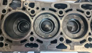 Motorblock 04L023A / 04L100103 VW Audi Seat Skoda 66-81KW 1.6 - Bild 6