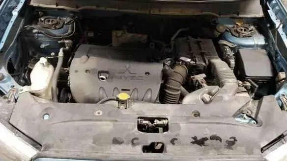 Motor Citroen C-Crosser 2.2 HDI 4HN 120TKM 115KW 156PS komplett i - Bild 1
