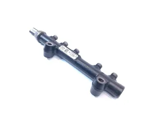 Einspritzleiste Verteiler 9685297580 Ford Volvo Peugeot Citroen Mazda - Bild 3