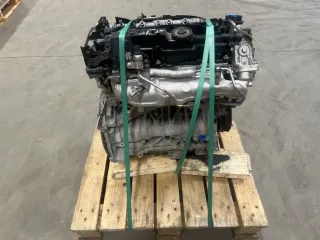 Motor Diesel - BMW X4 (2015) B47-D20A 11 00 2 455 618 - Bild 1