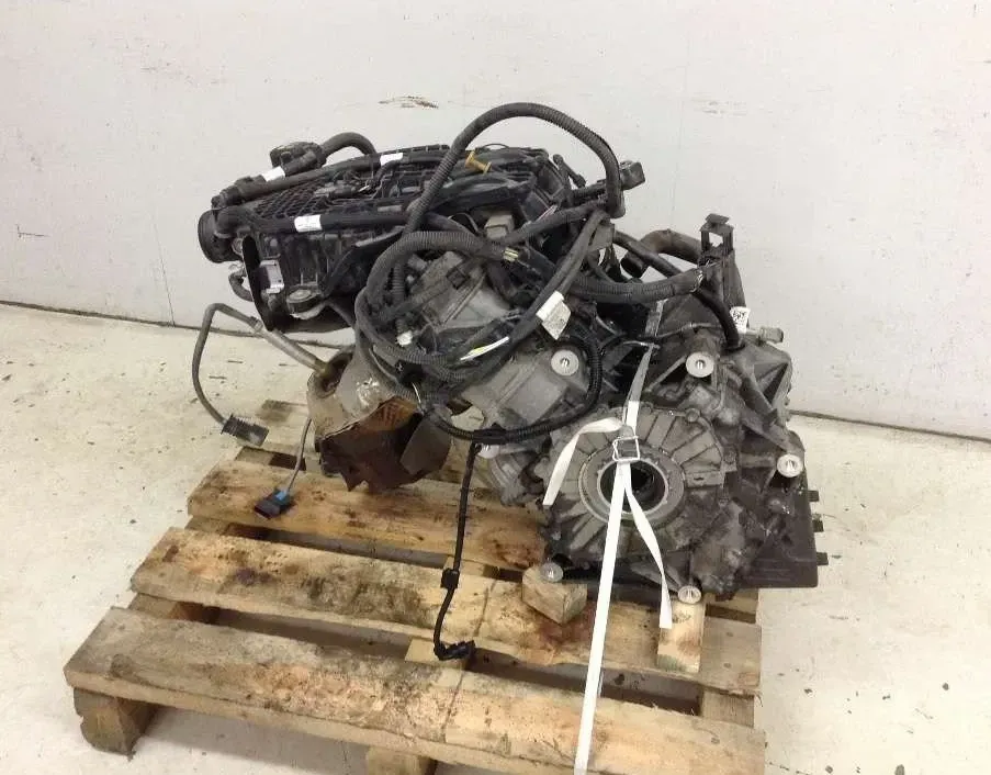 Motor Benzin - BMW i3-Series (2016) W20-K06A 11 00 8 554 379 89.290km - Bild 1