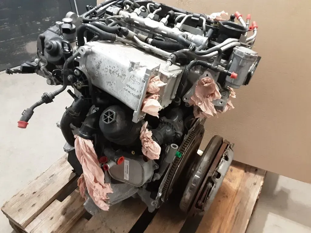 Motor Diesel - Audi A4, S4 (2015) CSUA 04L 100 091 R - Bild 1