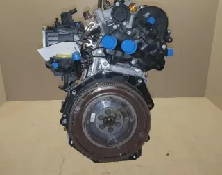 Motor Benzin - Skoda Superb (2017) CZEA 04E 100 034 F 83.210km - Bild 3