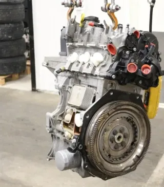 Motor Benzin - Skoda Karoq (2018) CHZJ 04C100098EX 97.040km - Bild 1
